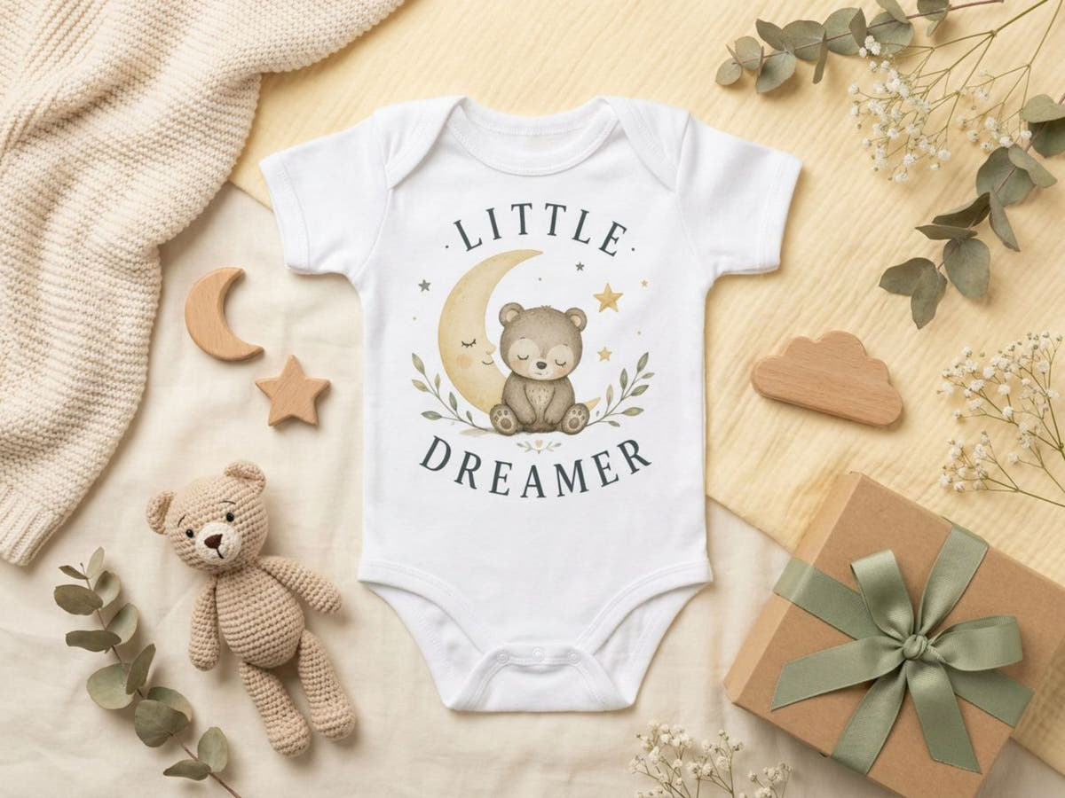 Little Dreamer Teddy Baby Bodysuit – Odd Hour Supply nursery collection